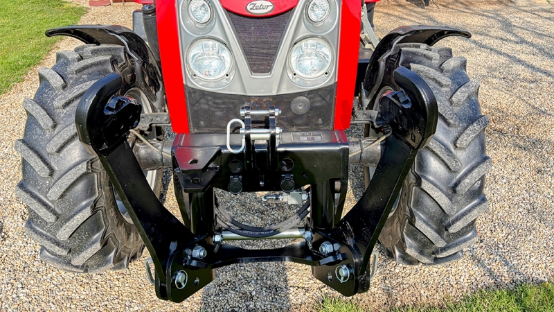 KOMPLETNÝ TROJBODOVÝ ZÁVES NA TRAKTOR UNIVERZÁLNY 2KAT PRE TRAKTOR 1500kg