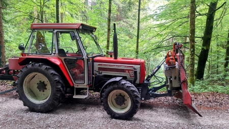 KOMPLETNÝ TROJBODOVÝ ZÁVES NA TRAKTOR UNIVERZÁLNY 2KAT PRE TRAKTOR 1500kg