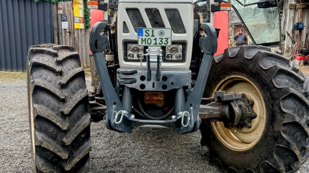 KOMPLETNÝ TROJBODOVÝ ZÁVES NA TRAKTOR UNIVERZÁLNY 2KAT PRE TRAKTOR 1500kg