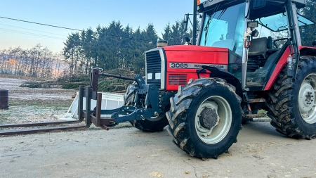 KOMPLETNÝ TROJBODOVÝ ZÁVES NA TRAKTOR UNIVERZÁLNY 2KAT PRE TRAKTOR 1500kg
